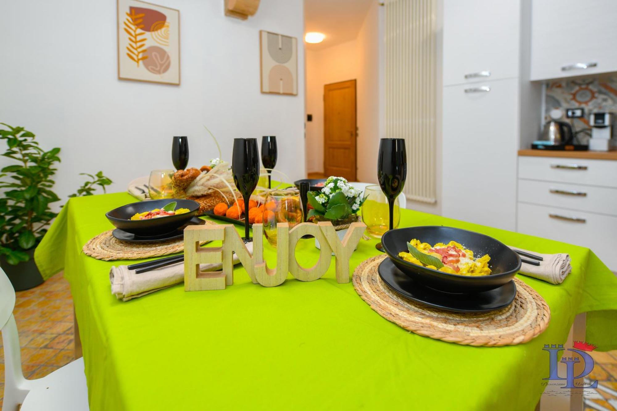 Desenzanoloft Official Partner Marriott Homes & Villas - Let It Be A Dream - Renovation 2025 Lake View Дезенцано-дель-Гарда Экстерьер фото